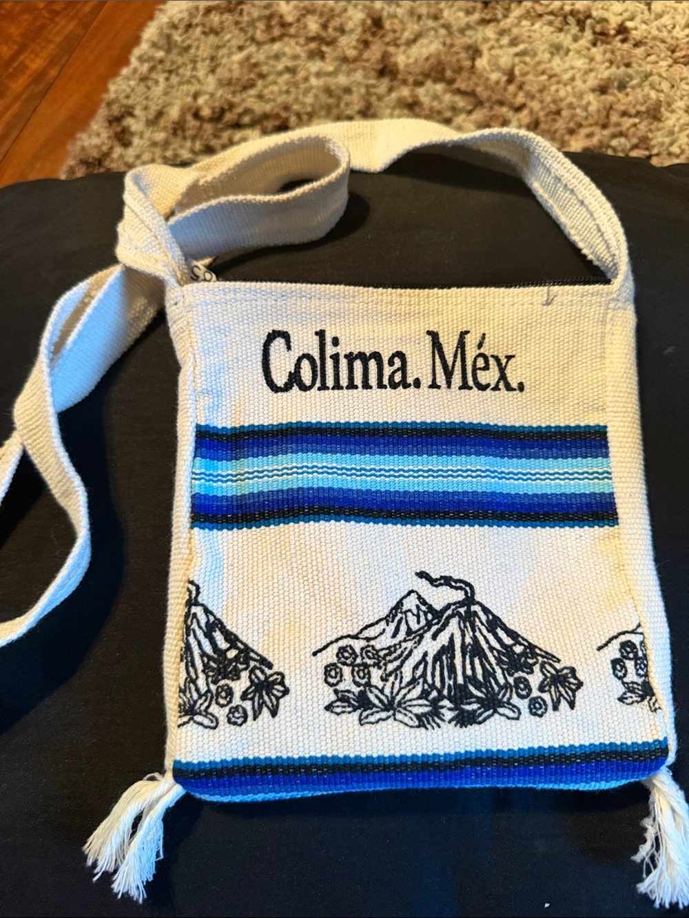 Colima, Méx. Woven Messenger Bag in Cream and Blue